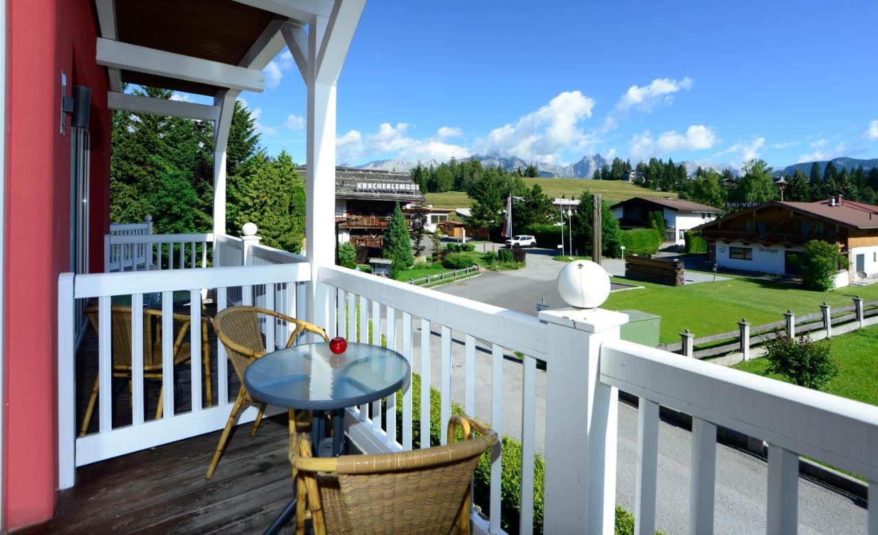 Das Hotel Eden - Das Aktiv- & Wohlfuehlhotel In Tirol Auf 1200M Hoehe 제펠드 인 티롤 외부 사진