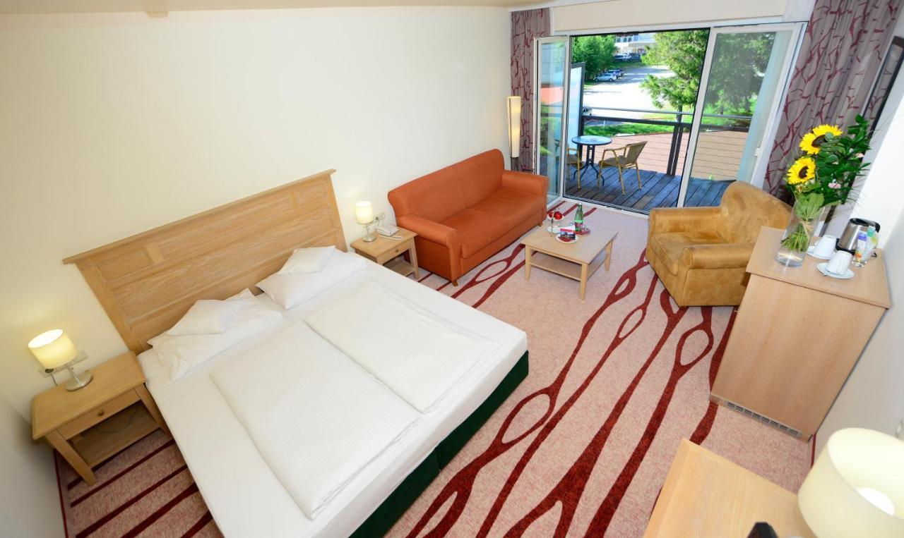 Das Hotel Eden - Das Aktiv- & Wohlfuehlhotel In Tirol Auf 1200M Hoehe 제펠드 인 티롤 외부 사진
