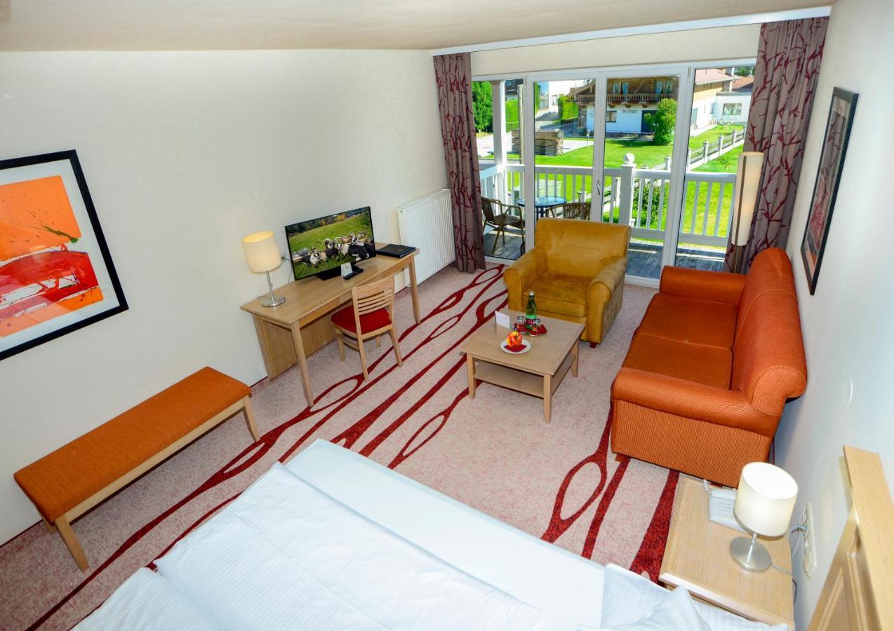 Das Hotel Eden - Das Aktiv- & Wohlfuehlhotel In Tirol Auf 1200M Hoehe 제펠드 인 티롤 외부 사진