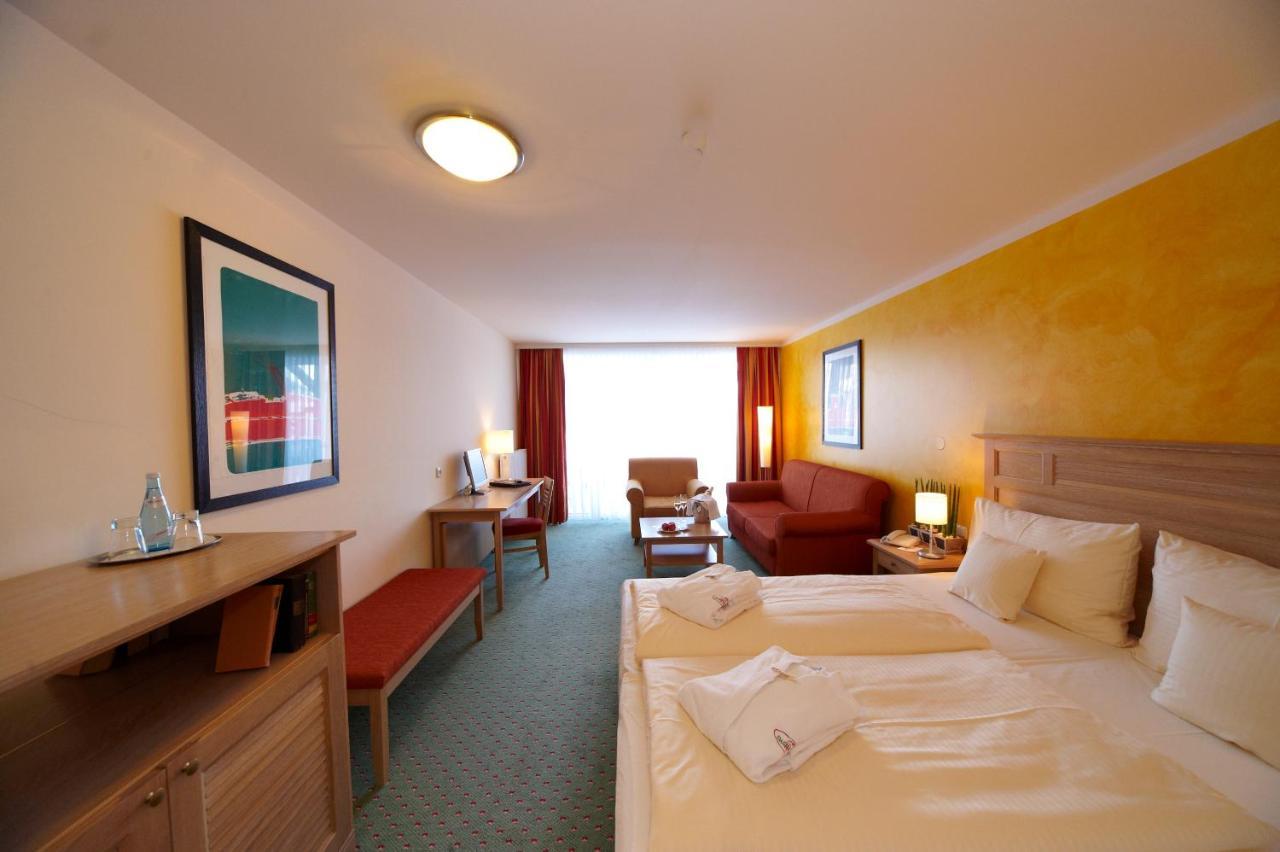 Das Hotel Eden - Das Aktiv- & Wohlfuehlhotel In Tirol Auf 1200M Hoehe 제펠드 인 티롤 외부 사진