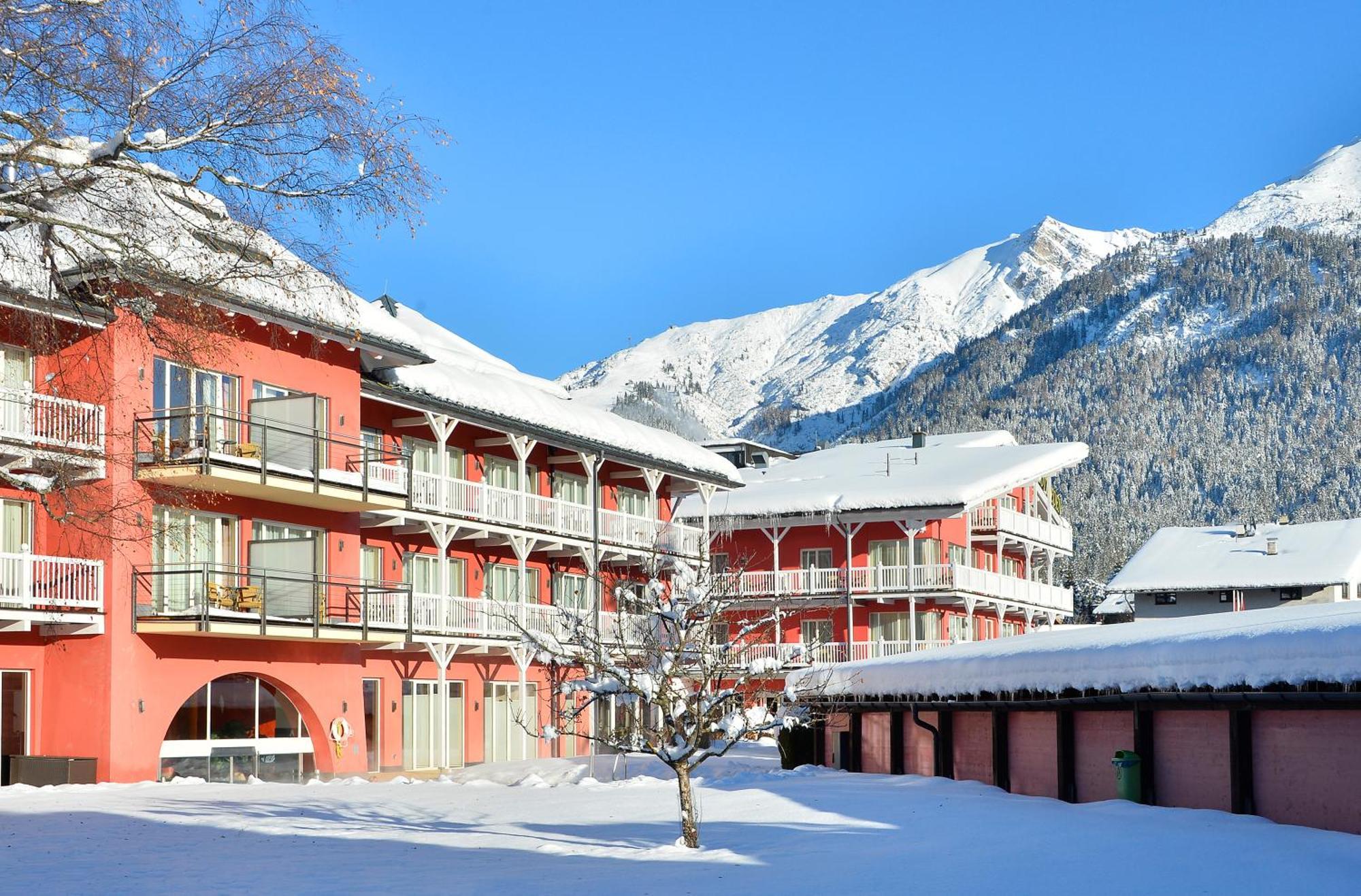 Das Hotel Eden - Das Aktiv- & Wohlfuehlhotel In Tirol Auf 1200M Hoehe 제펠드 인 티롤 외부 사진