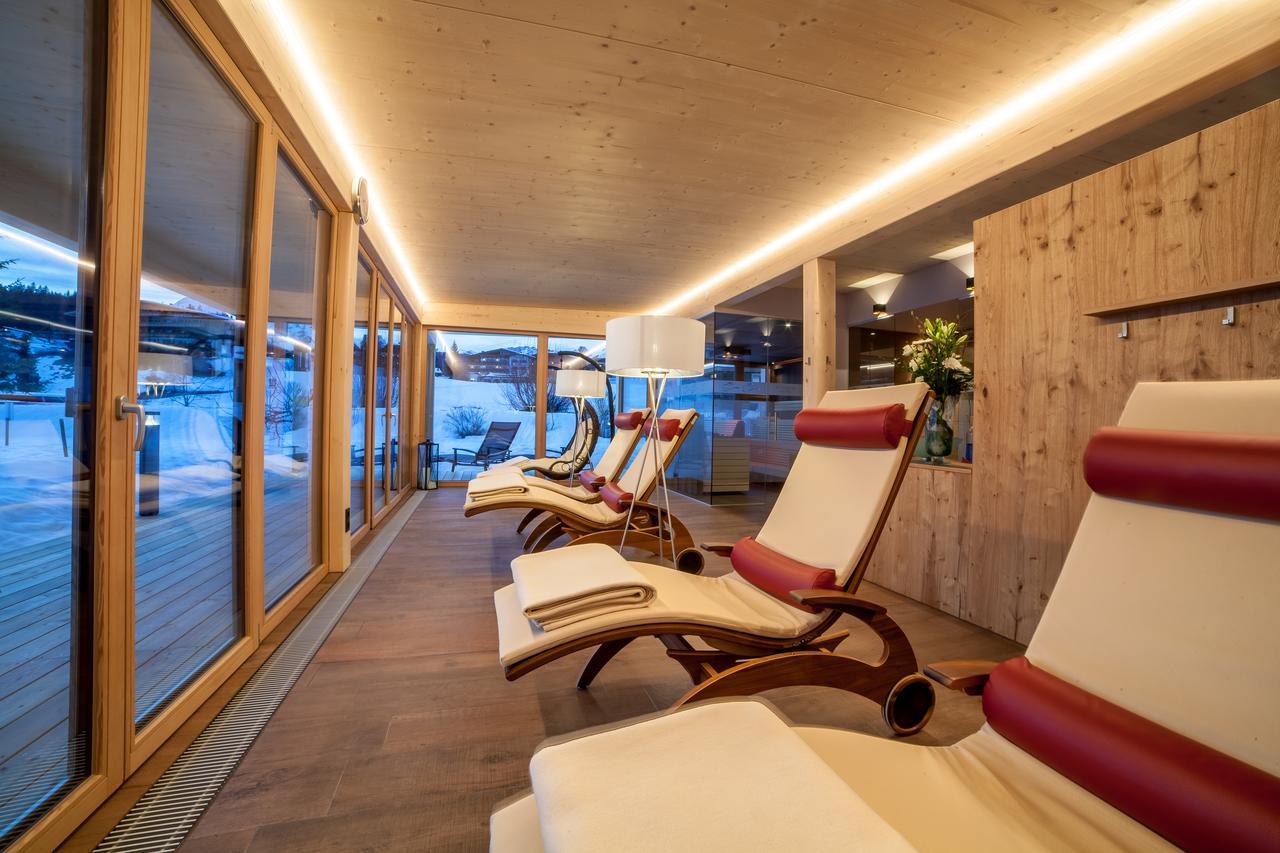 Das Hotel Eden - Das Aktiv- & Wohlfuehlhotel In Tirol Auf 1200M Hoehe 제펠드 인 티롤 외부 사진