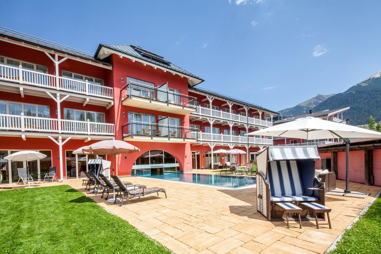 Das Hotel Eden - Das Aktiv- & Wohlfuehlhotel In Tirol Auf 1200M Hoehe 제펠드 인 티롤 외부 사진